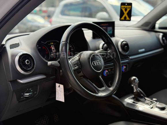 Sahibinden Audi A3 Sedan 1.6 TDI Dynamic 2017 Model  270
.000 km Beyaz