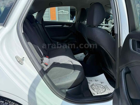 Sahibinden Audi A3 Sedan 1.6 TDI Dynamic 2017 Model  270
.000 km Beyaz