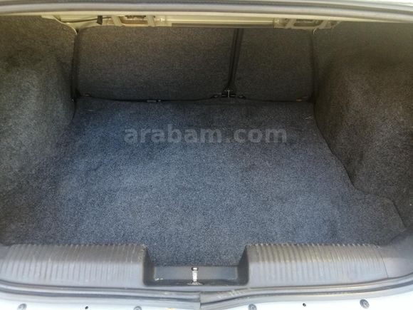 İlk Sahibinden Ford Focus 1.6 Ambiente 2000 Model  LPG takılmamış