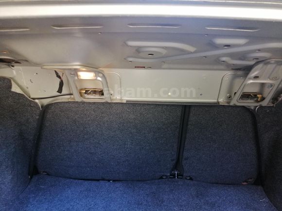İlk Sahibinden Ford Focus 1.6 Ambiente 2000 Model  LPG takılmamış