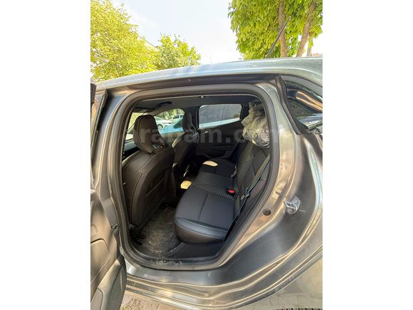 Sahibinden Renault Clio 1.0 TCe Techno Esprit Alpine 2024 Model Lansman Renk 10400 km