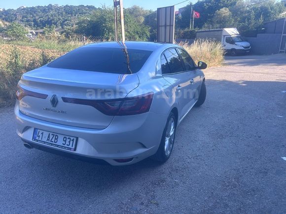 Sahibinden Renault Megane 1.5 Blue DCI Joy 2020 Model