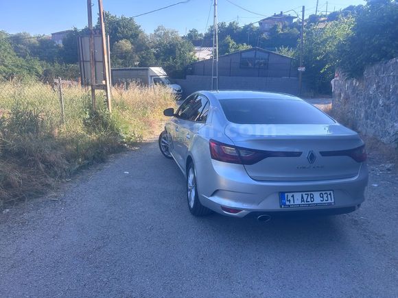 Sahibinden Renault Megane 1.5 Blue DCI Joy 2020 Model