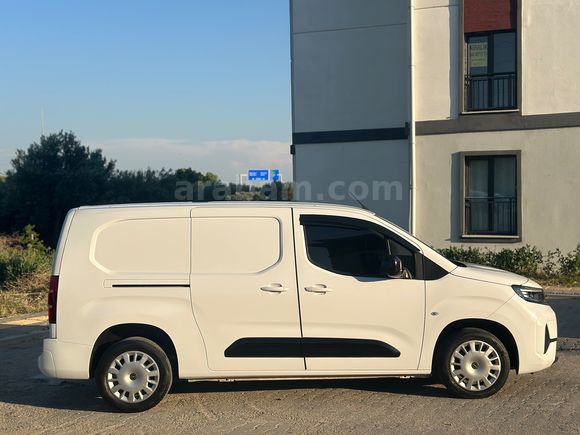 Sahibinden Opel Combo 1.5 CDTI Ultimate XL 2024 Model 