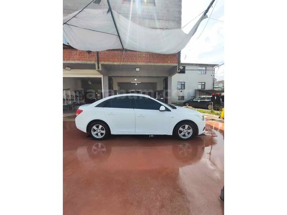 Sahibinden Chevrolet Cruze 1.6 LS 2011 Model 