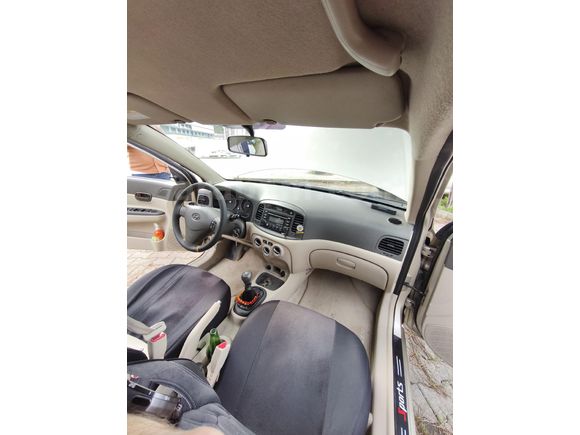 Sahibinden Hyundai Accent Era 1.4 Team 2009 Model
