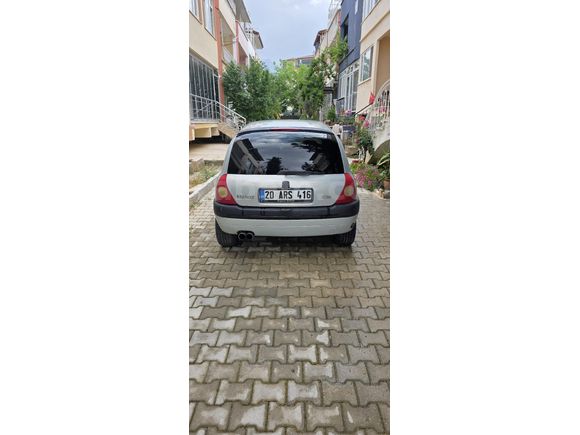 Sahibinden Renault Clio 1.6 RXT 2000 Model