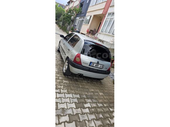 Sahibinden Renault Clio 1.6 RXT 2000 Model