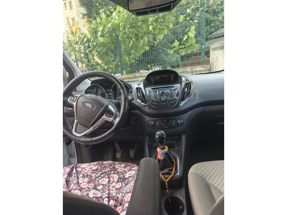 137 binde degişensiz 1.6 TDCi Titanium Plus 2015 Model