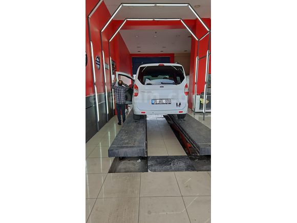 137 binde degişensiz 1.6 TDCi Titanium Plus 2015 Model