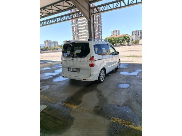 137 binde degişensiz 1.6 TDCi Titanium Plus 2015 Model