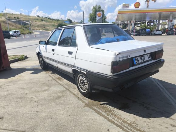 Sahibinden Renault R 9 1.4 Broadway 1993 Model