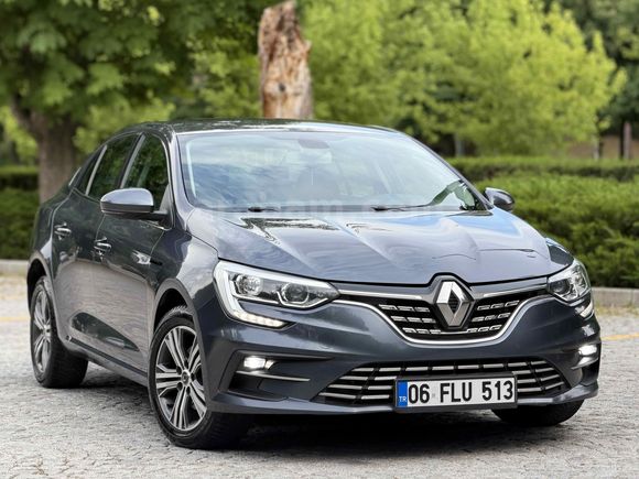 Renault Megane 1.5 Blue DCI Touch 2022 Model 