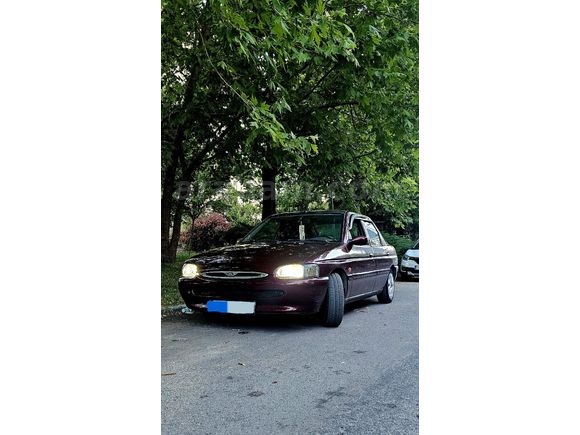 Sahibinden Ford Escort 1.8 CLX 1996 Model
