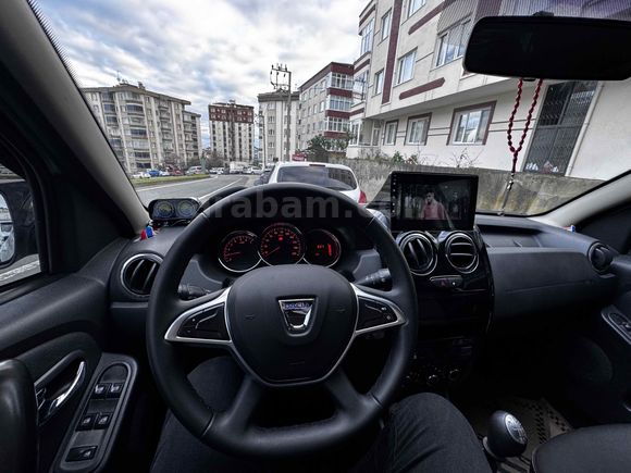 Sahibinden Dacia Duster 1.5 dCi Laureate 2017 Model 
