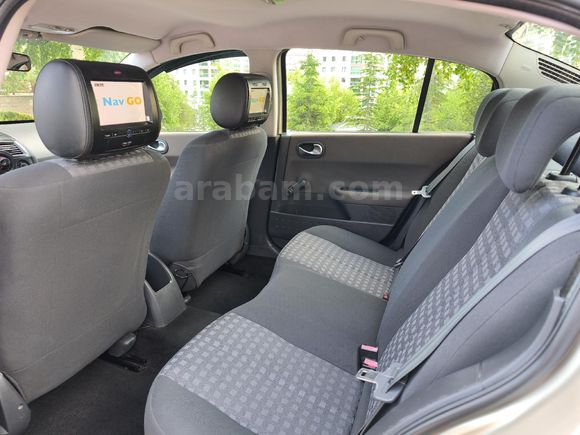 2007 MODEL MEGANE 1.5 DCI AUTHENTİGUE 189 BİNDE BİR PARÇA BOYALI