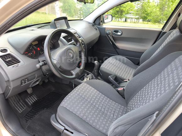 2007 MODEL MEGANE 1.5 DCI AUTHENTİGUE 189 BİNDE BİR PARÇA BOYALI