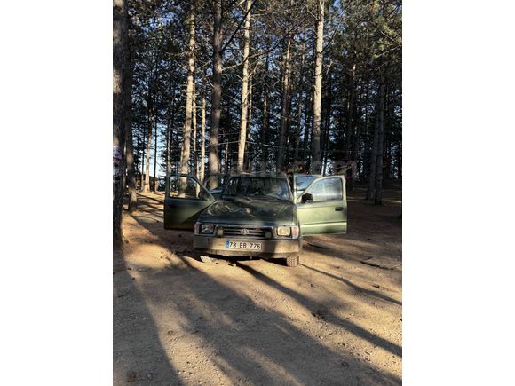 Sahibinden Toyota Hilux 2.4 D 2000 
Model 