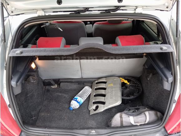 Sahibinden Renault Clio 1.6 Dynamique 2002 Model