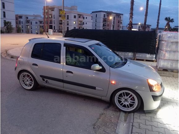Sahibinden Renault Clio 1.6 Dynamique 2002 Model