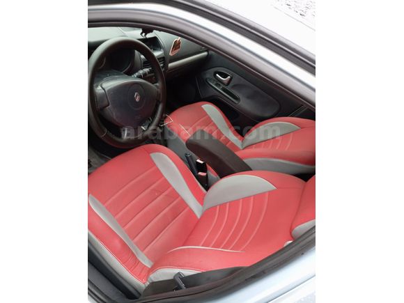 Sahibinden Renault Clio 1.6 Dynamique 2002 Model