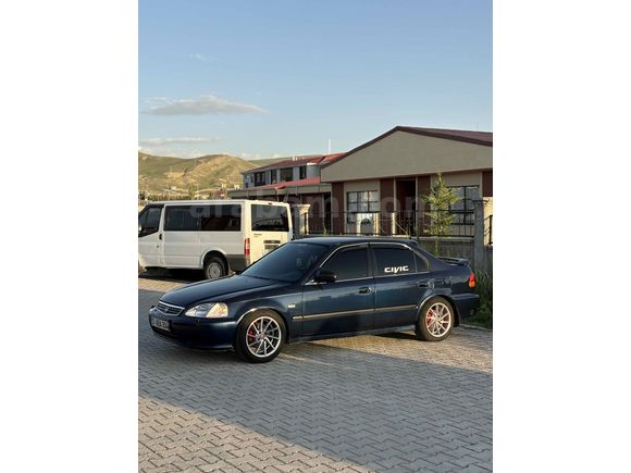 Sahibinden Honda Civic 1.6 i ES 2000 Model 