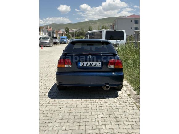 Sahibinden Honda Civic 1.6 i ES 2000 Model 