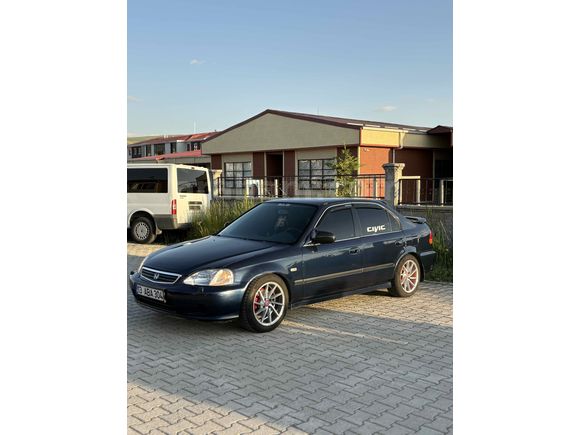 Sahibinden Honda Civic 1.6 i ES 2000 Model 