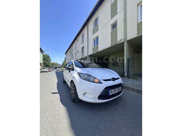 Sahibinden Ford Fiesta 1.4 TDCi Trend 2012 Model 