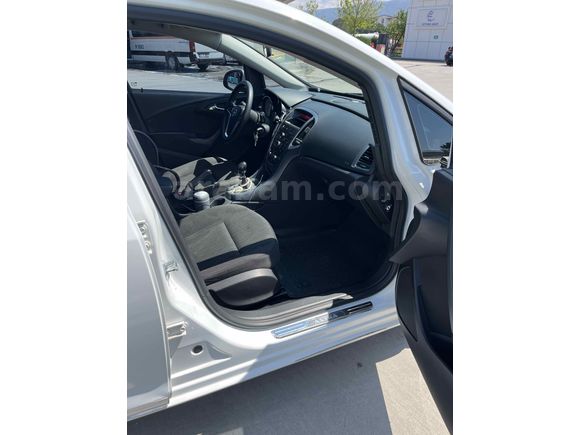 Sahibinden 86000 km  Opel Astra  j