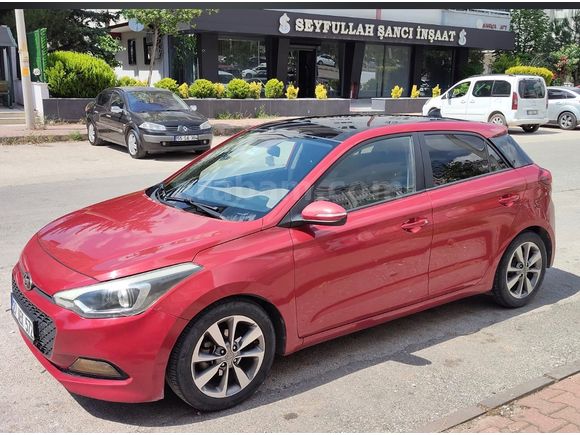 Sahibinden Hyundai i20 1.2 MPI Style 2014 Model 