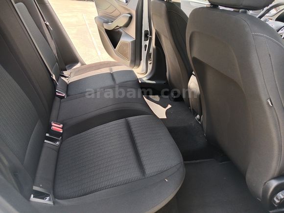 Öğretmenden Değişensiz Bakımlı 2020 Model Ford Focus 1.5 TDCi Trend X 