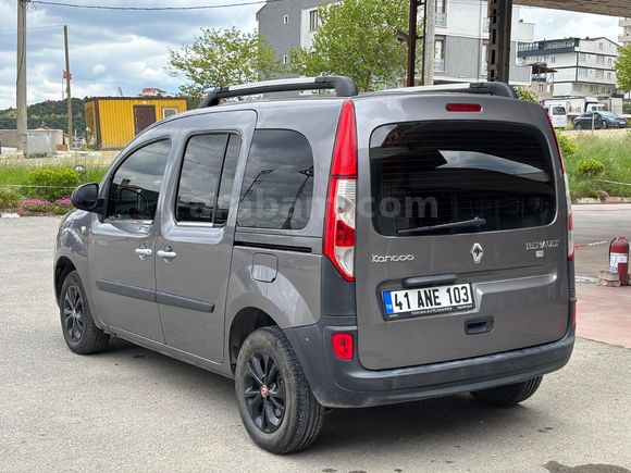 Sahibinden Renault Kangoo Multix 1.5 dCi Extreme 2017 Model