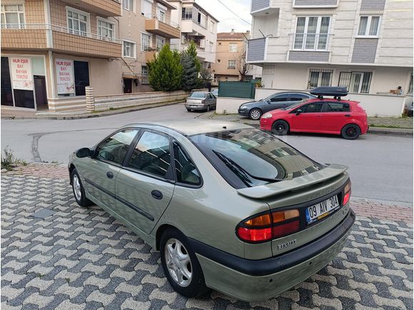 Sahibinden Renault Laguna 2.0 RXT 2002 Model