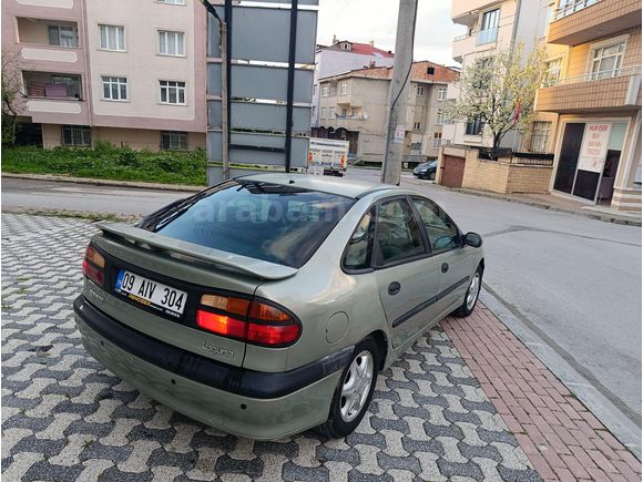 Sahibinden Renault Laguna 2.0 RXT 2002 Model