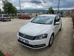 Sahibinden Volkswagen Passat 1.4 TSi BlueMotion Comfortline 2013 Model  200.000 km Beyaz
