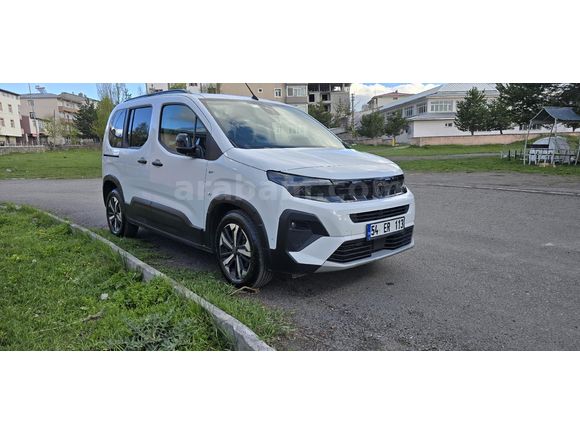 Sahibinden Peugeot Rifter 1.5 BlueHDI GT 2025 Model