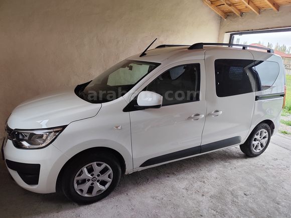 Sahibinden Renault Express Combi 1.5 BlueDCI Joy 2024 Model 