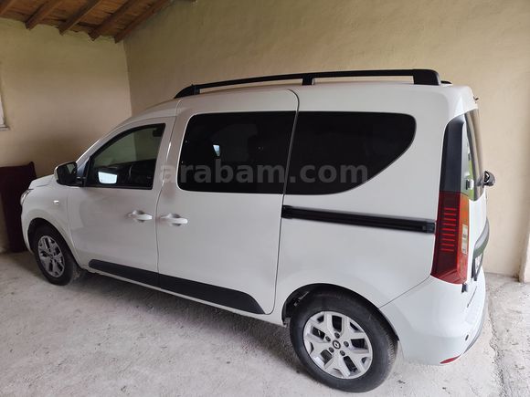 Sahibinden Renault Express Combi 1.5 BlueDCI Joy 2024 Model 