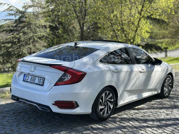 Sahibinden Honda Civic 1.6i VTEC Eco Elegance 2017 Model 