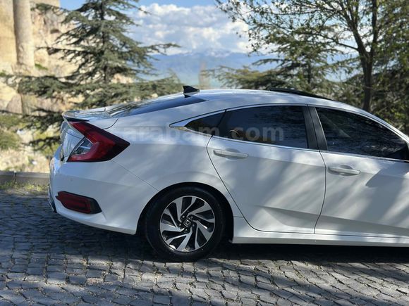 Sahibinden Honda Civic 1.6i VTEC Eco Elegance 2017 Model 