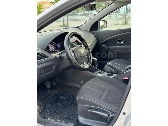 Sahibinden Renault Fluence 1.5 dCi Touch Plus 2015 Model 
