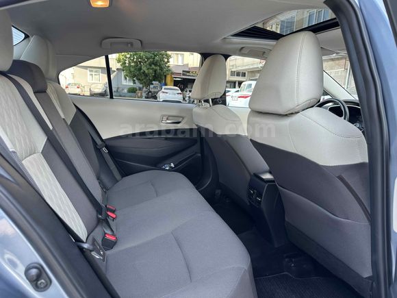 Sahibinden Toyota Corolla 1.5 Flame X-Pack 2022 Model 