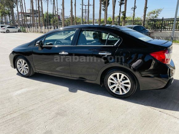Sahibinden Honda Civic 1.6 Elegance 2012 Model  162.000 km Siyah