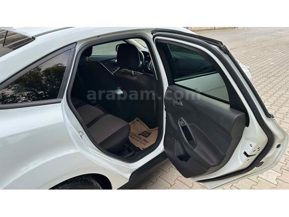 Sahibinden Ford Focus 1.6 Ti-VCT Trend X 2017 Model 