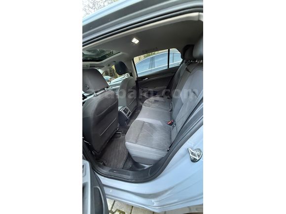 Sahibinden Volkswagen Golf 1.0 eTSI Style 2022 Model