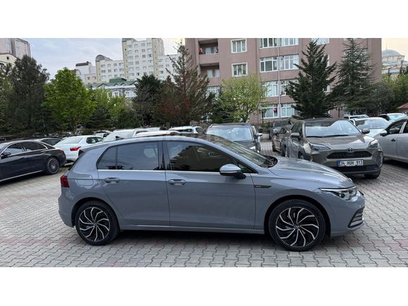 Sahibinden Volkswagen Golf 1.0 eTSI Style 2022 Model