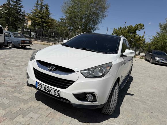 2012 MODEL EN FULL PAKET HATASIZ BOYASIZ TRAMERSiZ APA(Park asistan)‘LI İX35