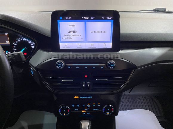 otomobil Ford Focus 1.5 Ti-VCT Titanium