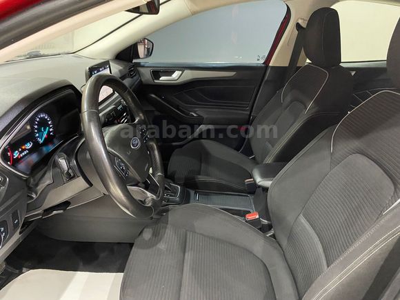 otomobil Ford Focus 1.5 Ti-VCT Titanium